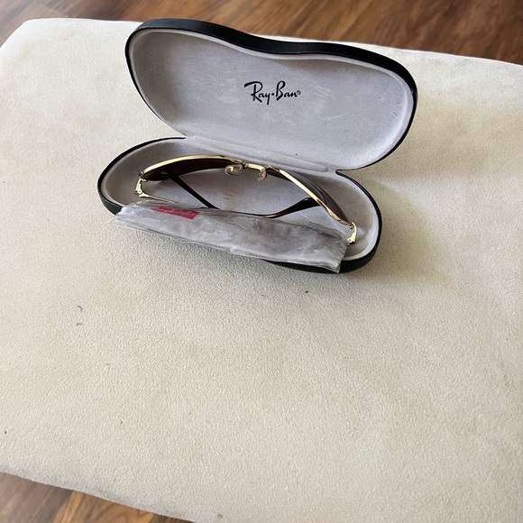 Ray-Ban 63mm aviator sunglasses excellent condition - Picture 6 of 11